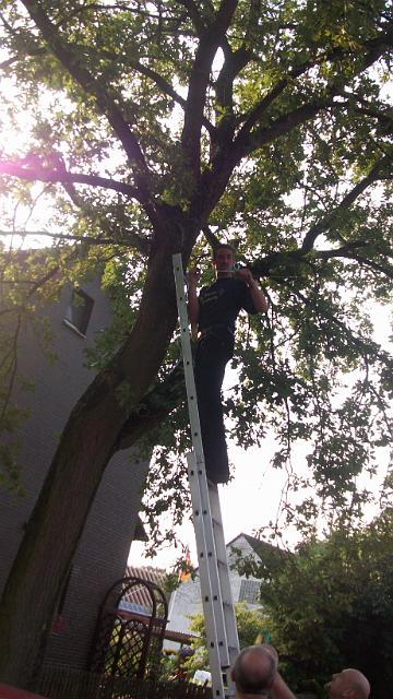 Girlandeaufhaengen 057.jpg